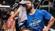استانبول‌گردی هادی چوپان با خانواده پرجمعیتش