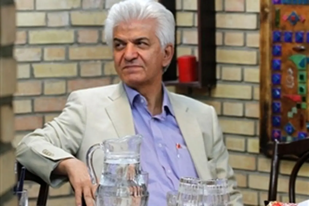دبیر انجمن قطعه‌سازان خبر داد:۳ پژو و ۲ رنو در راه ایران