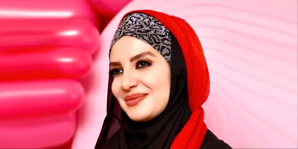 خاله شادونه در استادیوم