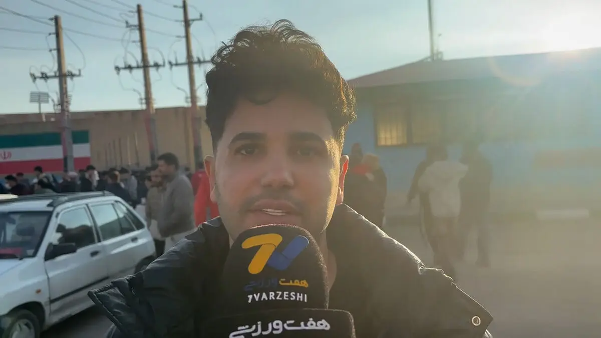 هوادار اهوازی پرسپولیس: استقلالی ها در حد کری خواندن نیستند