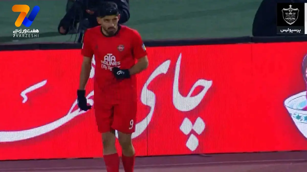گل اول تراکتور به پرسپولیس با ارسال ترابی