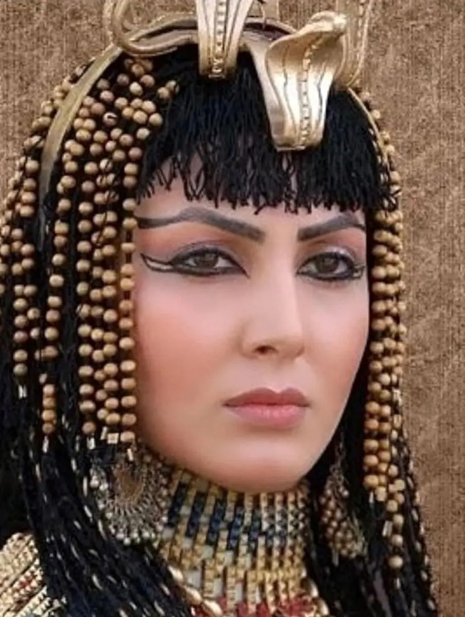 نگاه روز | لیلا بلوکات با پوشش های متفاوت در هر زمان