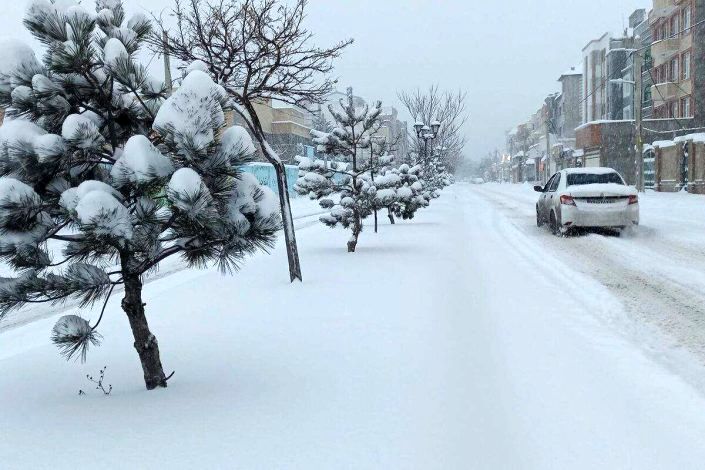 پیش‌بینی هواشناسی امروز جمعه ١٠ اسفند؛  افزایش باد در تهران