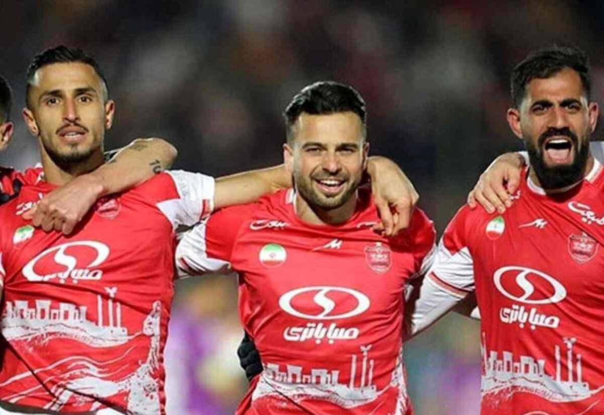 دو صحنه جنجالی بازی پرسپولیس و سپاهان