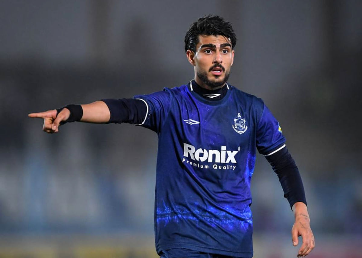 دربی استقلال و پرسپولیس برای جذب یک بازیکن