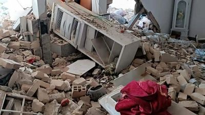 حلقه ملی‌پوشان والیبال ایران به دور پرچم+ فیلم