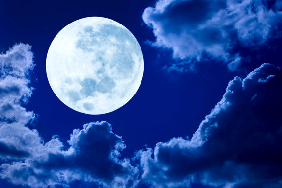 The clouded moon