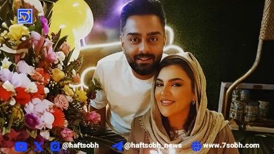 ایمان قیاسى مجری و دخترش در پاریس