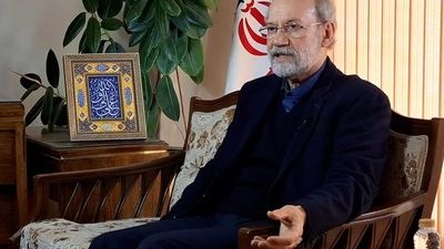 علی‌اکبر احمدیان به دولت می‌رود