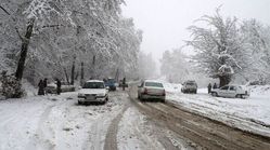 بارش برف و باران در ۱۸ محور مواصلاتی و هشدار پلیس راه به رانندگان