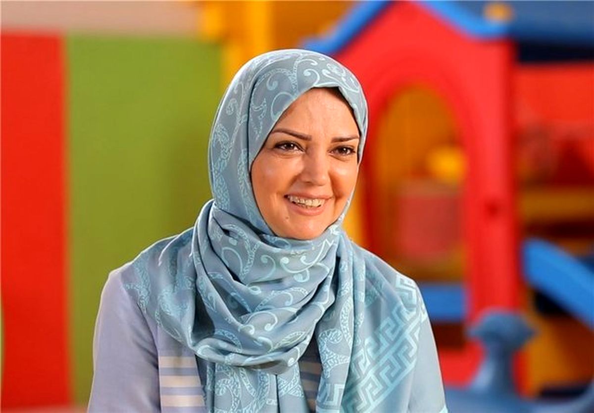 الهه رضایی; بیوگرافی و زندگی شخصی مجری دهه شصتی و همسرش