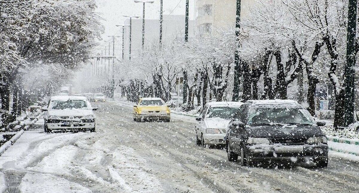 چالش دوباره برف و کرایه گران تاکسی‌ها 