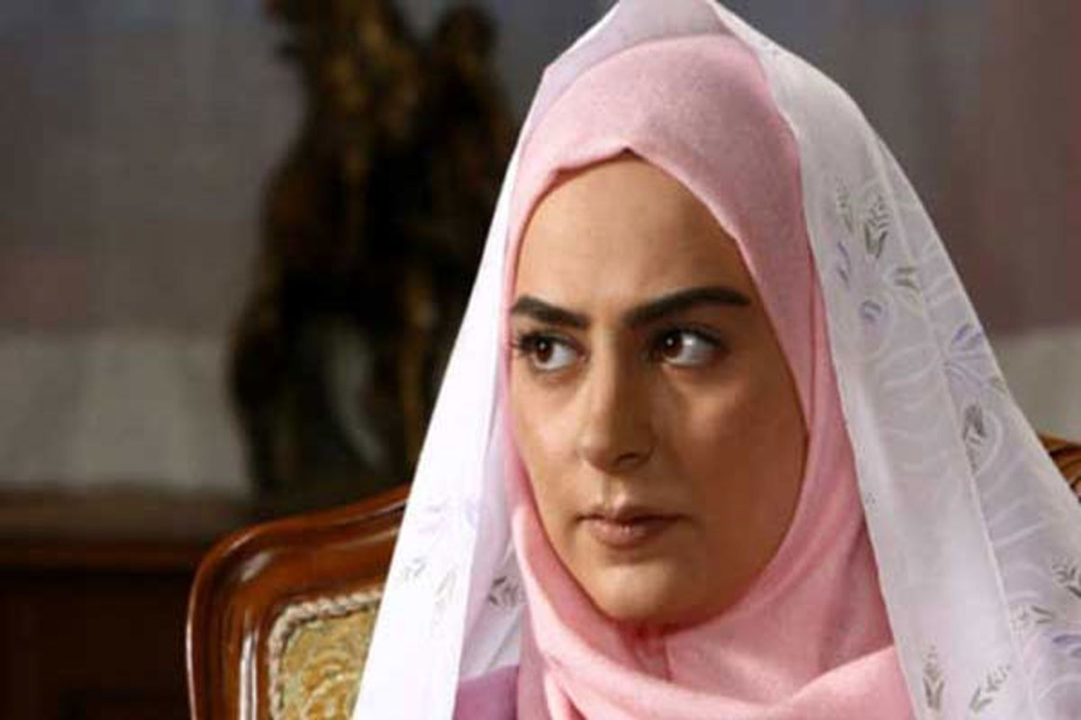نگاه روز | رونمایی سمانه پاکدل از تصویر جالب مادر و خواهرش
