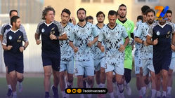 استقلال با 13 غایب استارت می زند