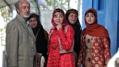 بیوگرافی مژده لواسانی؛ عکس‌های شخصی، حواشی و زندگی خصوصی او