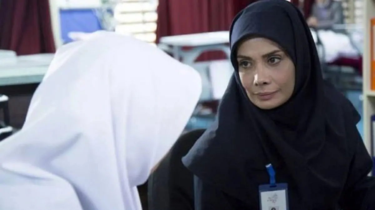 آلبوم عکس و بیوگرافی عاطفه رضوی با شوهر اول و دوم