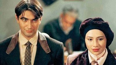 عکسی قدیمی از دوران سوم ابتدایی پارسا پیروزفر؛ بیژن سریال «در چشم باد» در لباس مدرسه