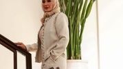 ویدئویی از چیدمان سلطنتی خانه الهام حمیدی / دیوارکوب طلایی، آینه‌های اشرافی و مبلمان خاص