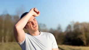 در صورت مشاهده علائم گرمازدگی چه باید کرد؟