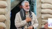 چیدمان ساده و شیک خانه سردار شهید قاسم سلیمانی / از مبلمان با روکش کرم رنگ و فرش اصیل ایرانی تا بوفه های چوبی فندقی و پرده های طلایی طاووسی + عکس ها