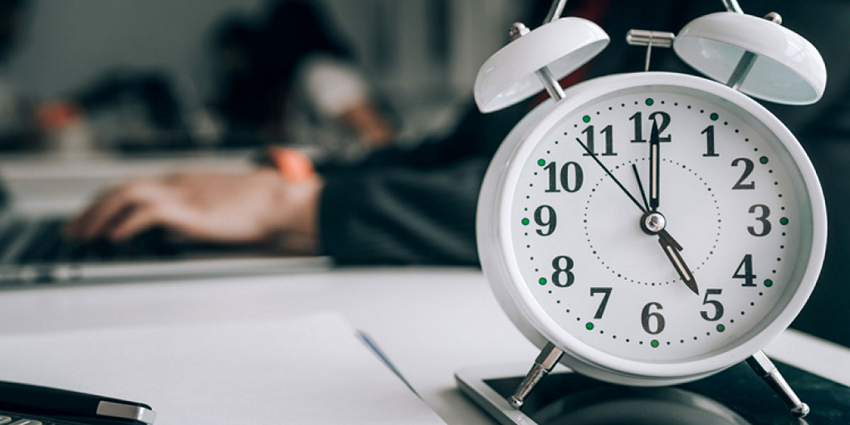 ساعت کاری کارکنان از کی تغییر میکند؟