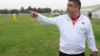 پیام باشگاه صنعت نفت برای غلامحسین پیروانی در روزهای بیماری