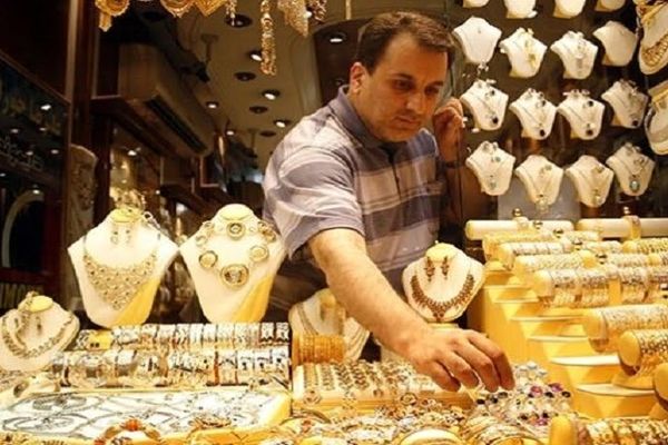جدیدترین پیش بینی قیمت طلا، سکه و دلار شنبه ۱۸ مرداد ۱۴۰۴؛ آیا قیمت دلار دوباره صعودی می‌شود؟