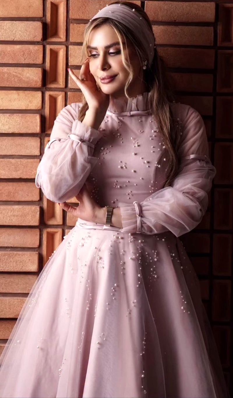 لباس مجلسیِ و صورتی نجمه جودکی 1