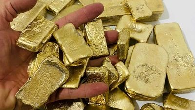 قیمت طلا ۱۹ اردیبهشت ۱۴۰۴؛ سیر نزولی قیمت+ جدول