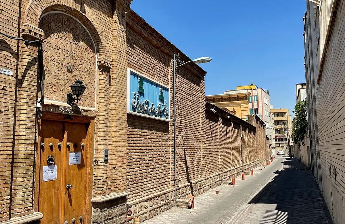 درِ آسمانی، غرق در نور خورشید؛ نمایی خیالانگیز از خانه پلاک 25 + عکس