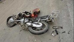 برخورد موتورسیکلت با کشنده در مشیریه؛ دو جوان جان باختند