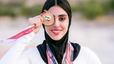 بیوگرافی مبینا نصیری مجری چهره عروسکی صدا و سیما+عکس‌های خصوصی
