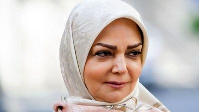 سفر مژده لواسانی با پدرش به شیراز+ عکس در آرامگاه سعدی