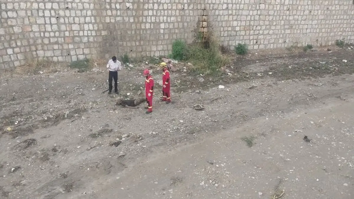  کشف جسد در رودخانه بلوار میرزای شیرازی اراک + عکس 