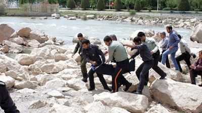 زاینده رود، نقطه تنش دو استان 