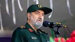 محسن رضایی: تسلیم آمریکا شویم، ایران را تجزیه می‌کنند (ویدئو)