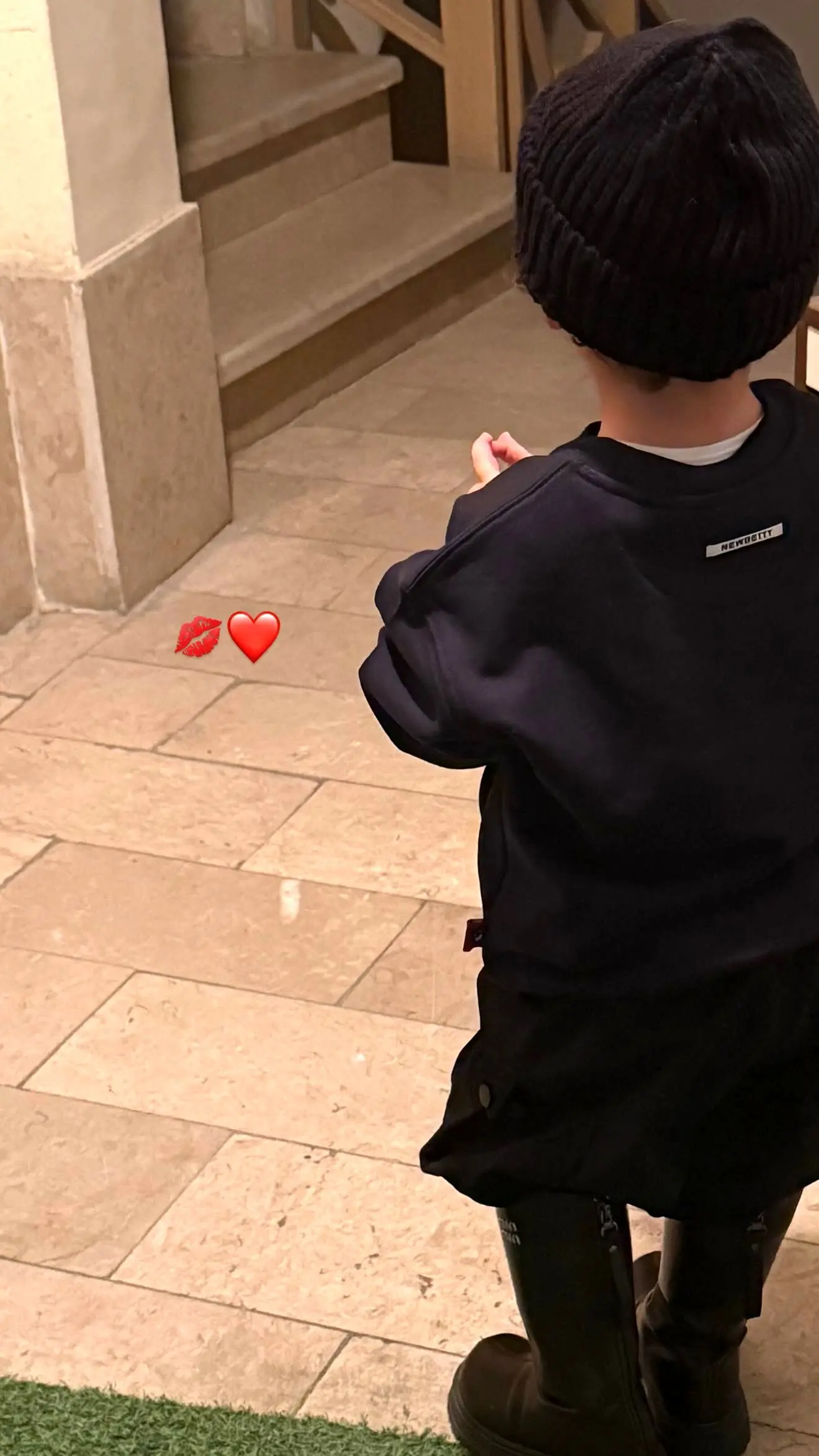 photo_2025-11-19_19-21-08