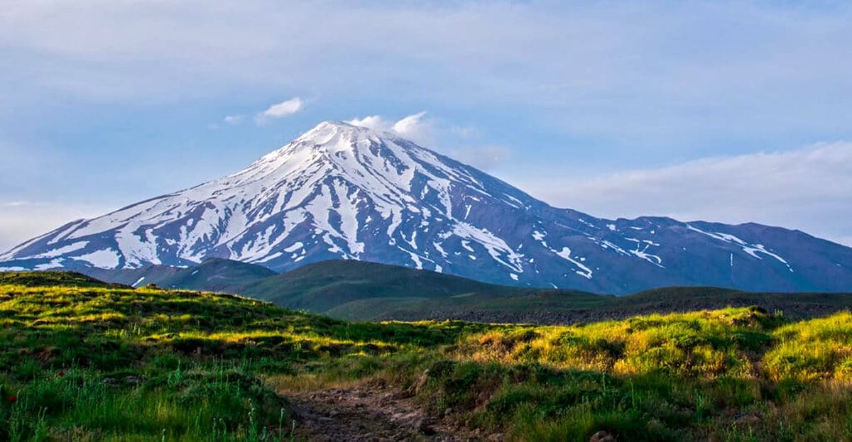 دماوند در قاب آسمان؛ شکوه بینظیر قله ایران در تازهترین تصویر