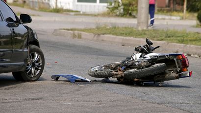 واژگونی مرگبار هوندا سی‌بی ۱۳۰۰ سی‌سی، موتورسیکلت غیرمجاز