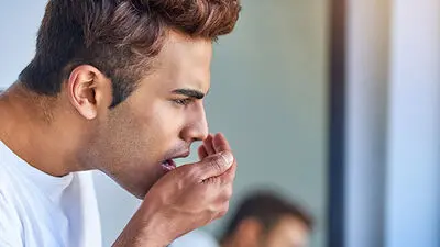 طعم عجیب دهان چه چیزی درباره سلامت شما می گوید؟