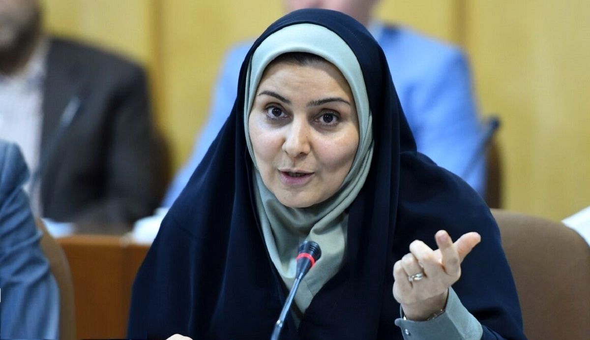 وزارت راه پاسخ امیر حسین ثابتی برای سفر جنجالی به کیش را داد