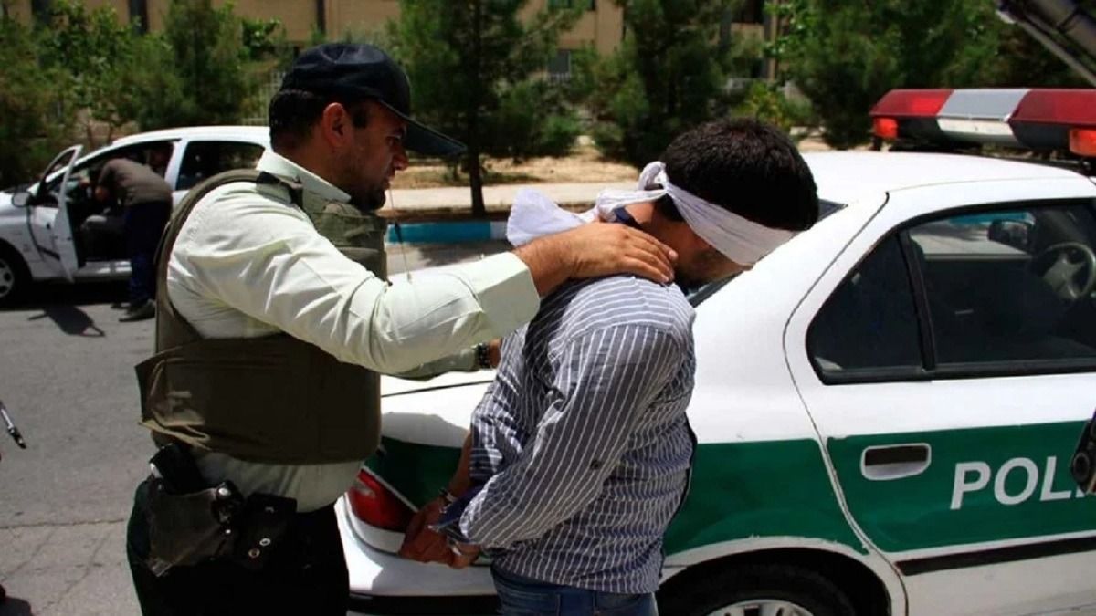 دستگیری یک سارق در میدان تره بار