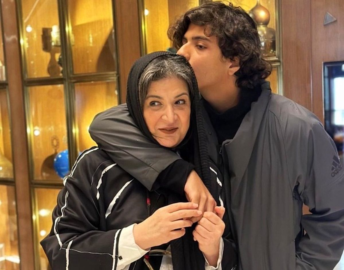 نگاهی به چیدمان خانه همای پایتخت و امیر جعفری؛ ترکیب رنگ پر آرامش و حیاط سرسبز