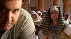 سفر در زمان | «هرمهب» سریال یوسف پیامبر در جشن تولد 60 سالگی؛ سال 1403 +عکس