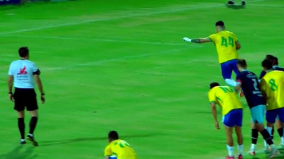 خلاصه بازی صنعت نفت آبادان 2 - پیکان 0