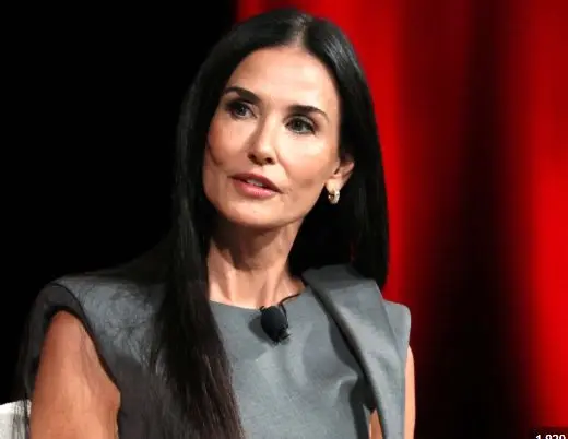 زیباترین زن سال۲۰۲۵ کیست؟ + گالری استایل های خاص و چهره فوق جذاب