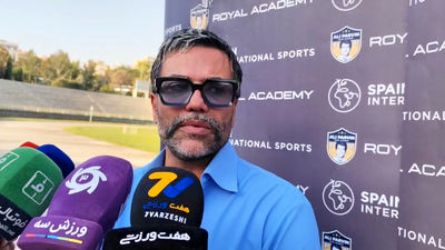 اکبرپور: باید دست و پای خرچنگ های فوتبال را قطع کرد