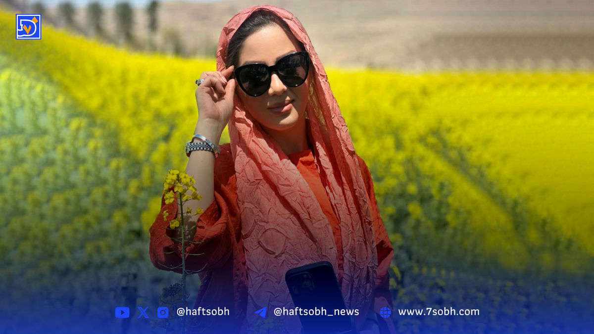 قاب امروز| عکسهای متفاوت مبینا نصیری مجری برنامه سلام صبح بخیر
