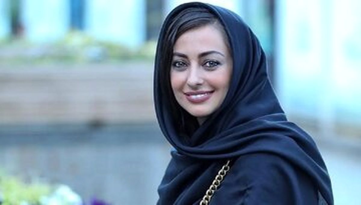 استایل لاکچری نفیسه روشن با مانتویی خاص که همه را شگفتزده کرد!+ عکس