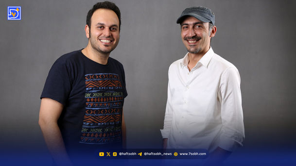 ایستاده در غبار افتاده در تکرار
